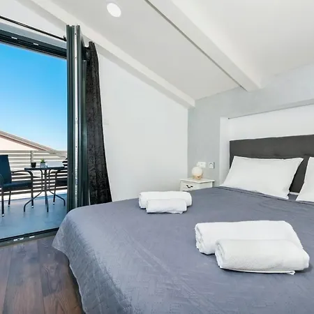 Deluxe A&a - 2 * Rovinj