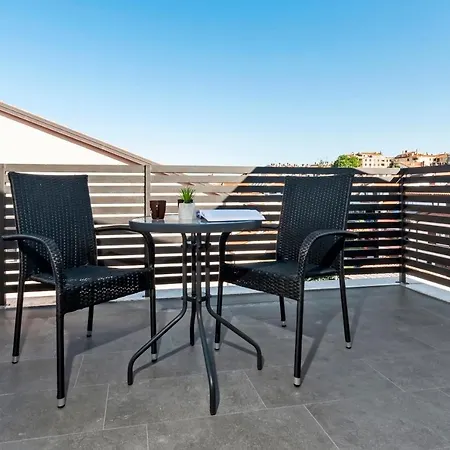 Διαμέρισμα Deluxe A&a - 2