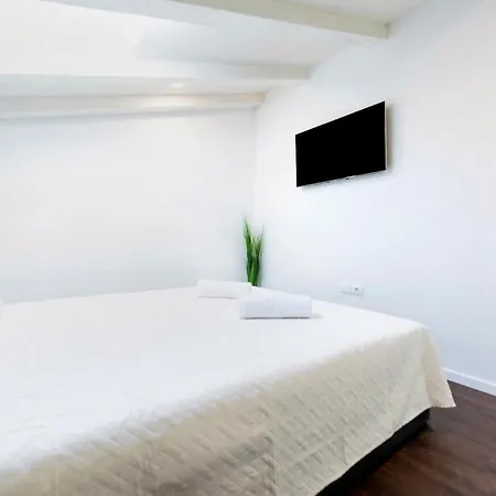 Deluxe A&a - 2 Apartment