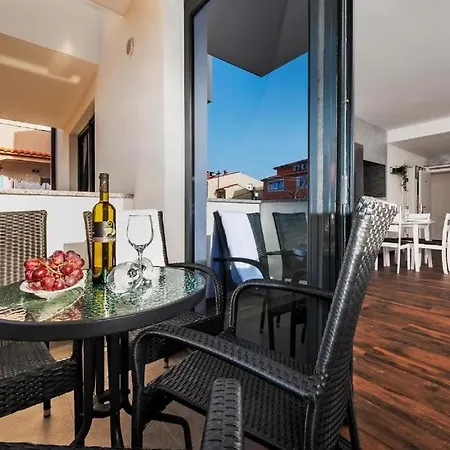 Deluxe A&a - 2 Apartment Rovinj