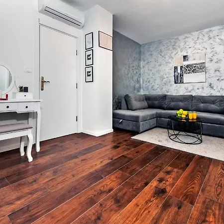 Deluxe A&a - 2 Rovinj