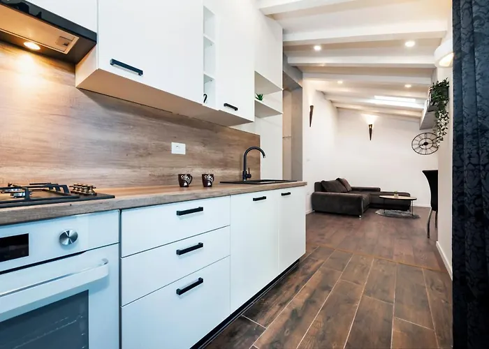 Deluxe A&a - 2 דירה רוביני