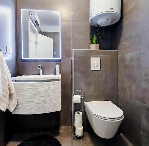 Deluxe A&a - 2 דירה *