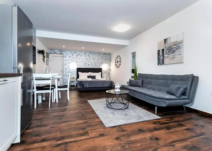 Deluxe A&a - 2 דירה *