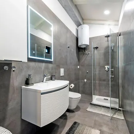 Deluxe A&a - 2 Rovinj