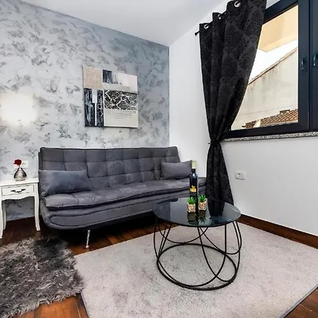 Apartment Deluxe A&a - 2 Rovinj