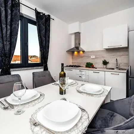 Apartment Deluxe A&a - 2